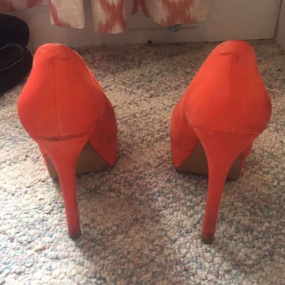 heels - Picture 7 of 8